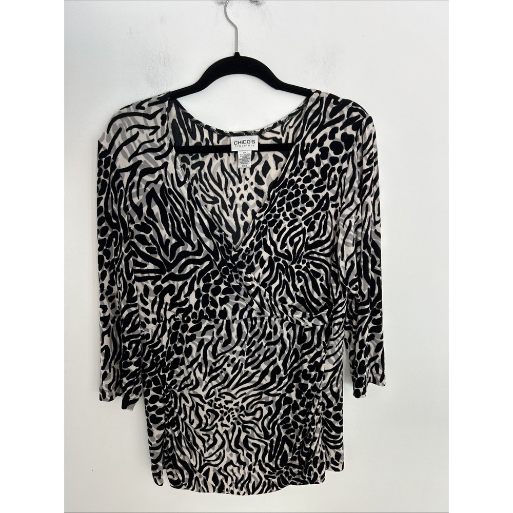 Chicos Travelers Sz 2 Black Gray White Animal Print 3/4 Sleeve V-Neck Blouse